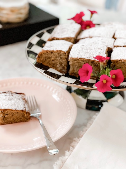 Homemade Bananna Bread with Walnuts